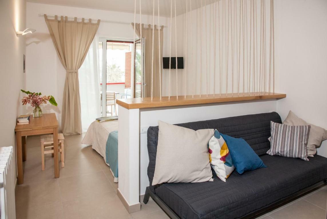 Sulmare Alba Adriatica Bed and Breakfast Buitenkant foto