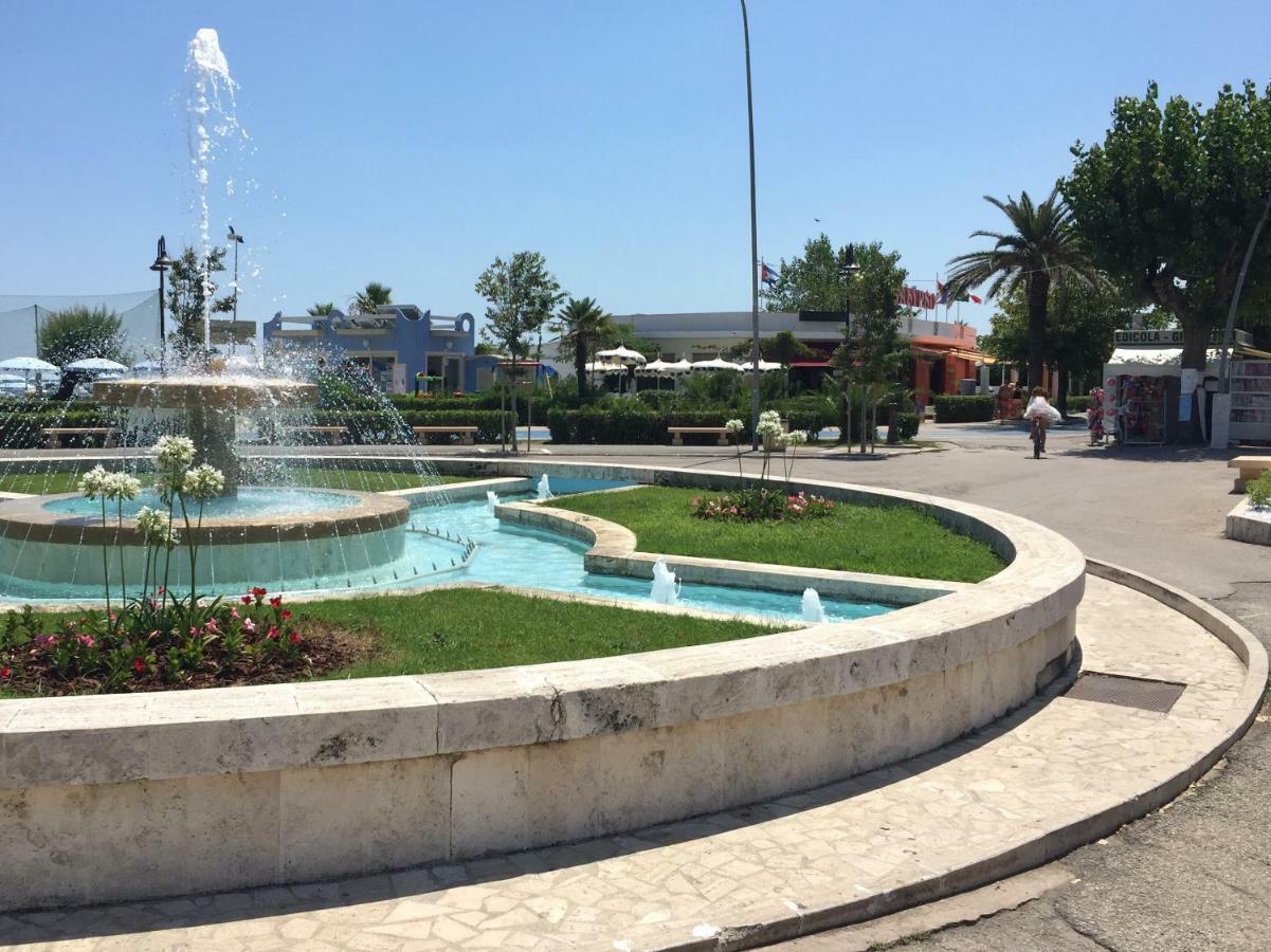 Sulmare Alba Adriatica Bed and Breakfast Buitenkant foto